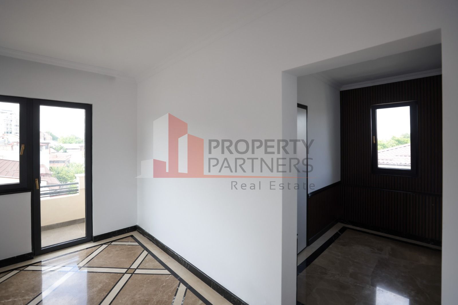 Duplex disponibil  în centrul Bucureștiului. - Poză 17