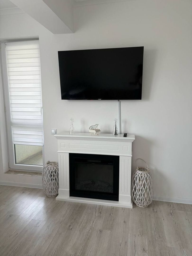 Inchiriere apartament 3 camere - Poză 3