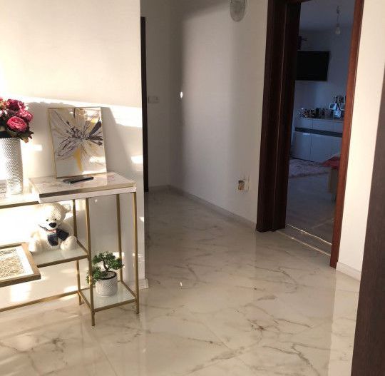 AZURA Imobiliare Pitesti - De Vanzare vila Platou Trivale - Poză 10