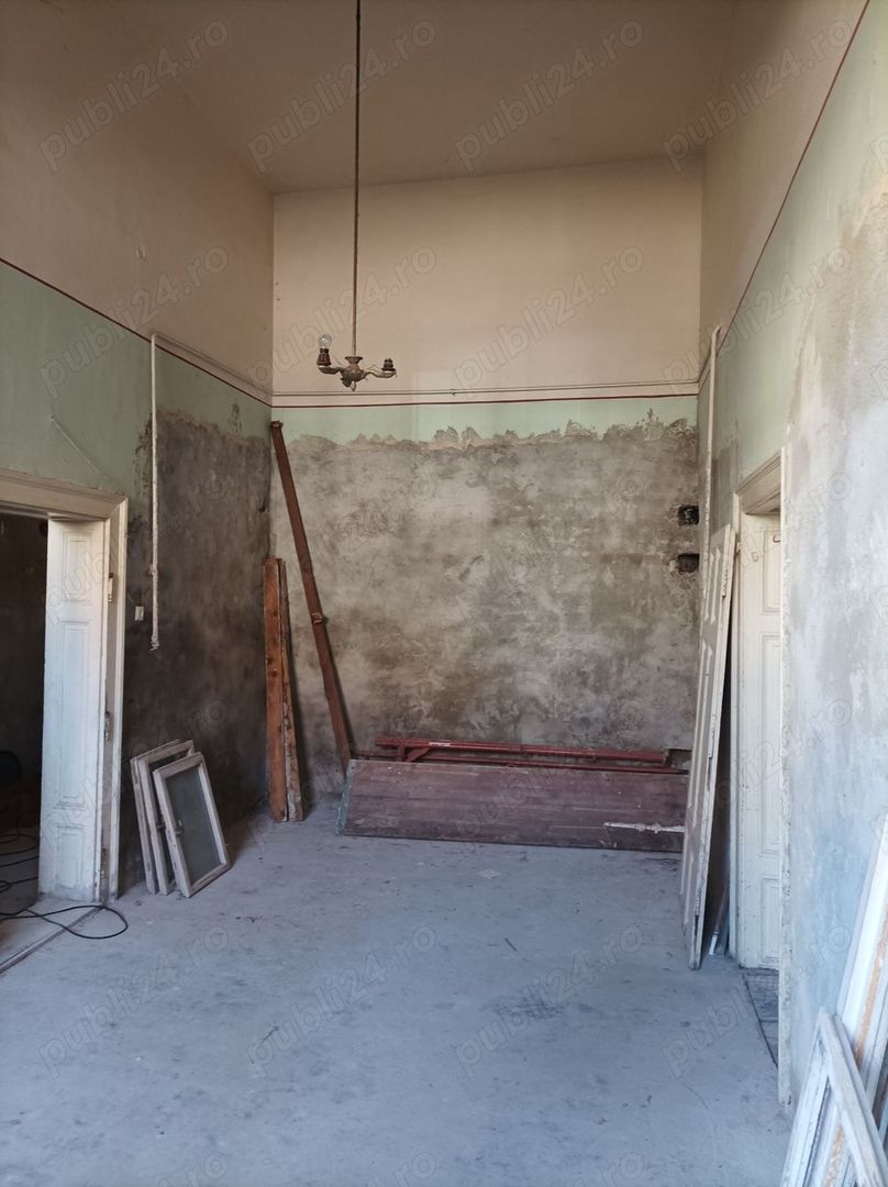 Vand apartament la parter in zona ultracentrala Satu Mare - Poză 5