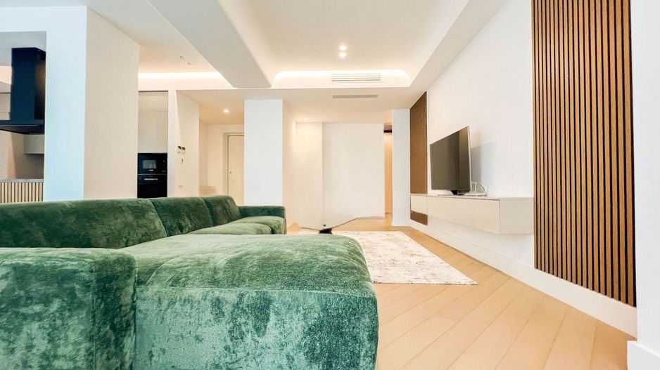 Chirie I Penthouse 4 camere I Iancu Nicolae I Bloc Luxury I 2 Parcari - Poză 2