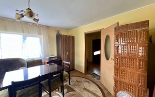 Casă cu teren 400 mp în oraș Gura Humorului - Poză 4