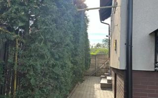 Casa cu etaj si intrare separata - Selimbar - Poză 6