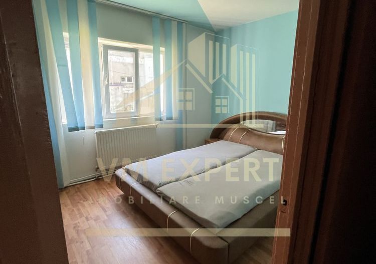APARTAMENT 2 CAMERE ETAJ 1 VISOI CAMPULUNG - Poză 2