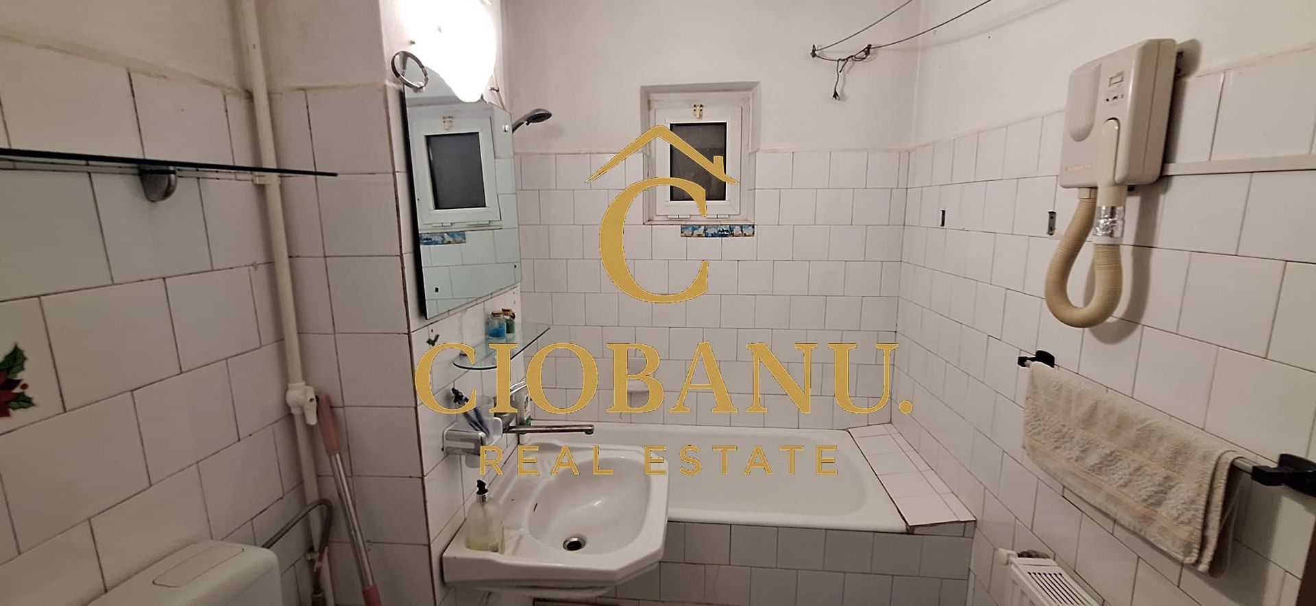 APARTAMENT DE VANZARE ETAJ 2/4 DECOMANDAT ZONA 1 MAI - Poză 11