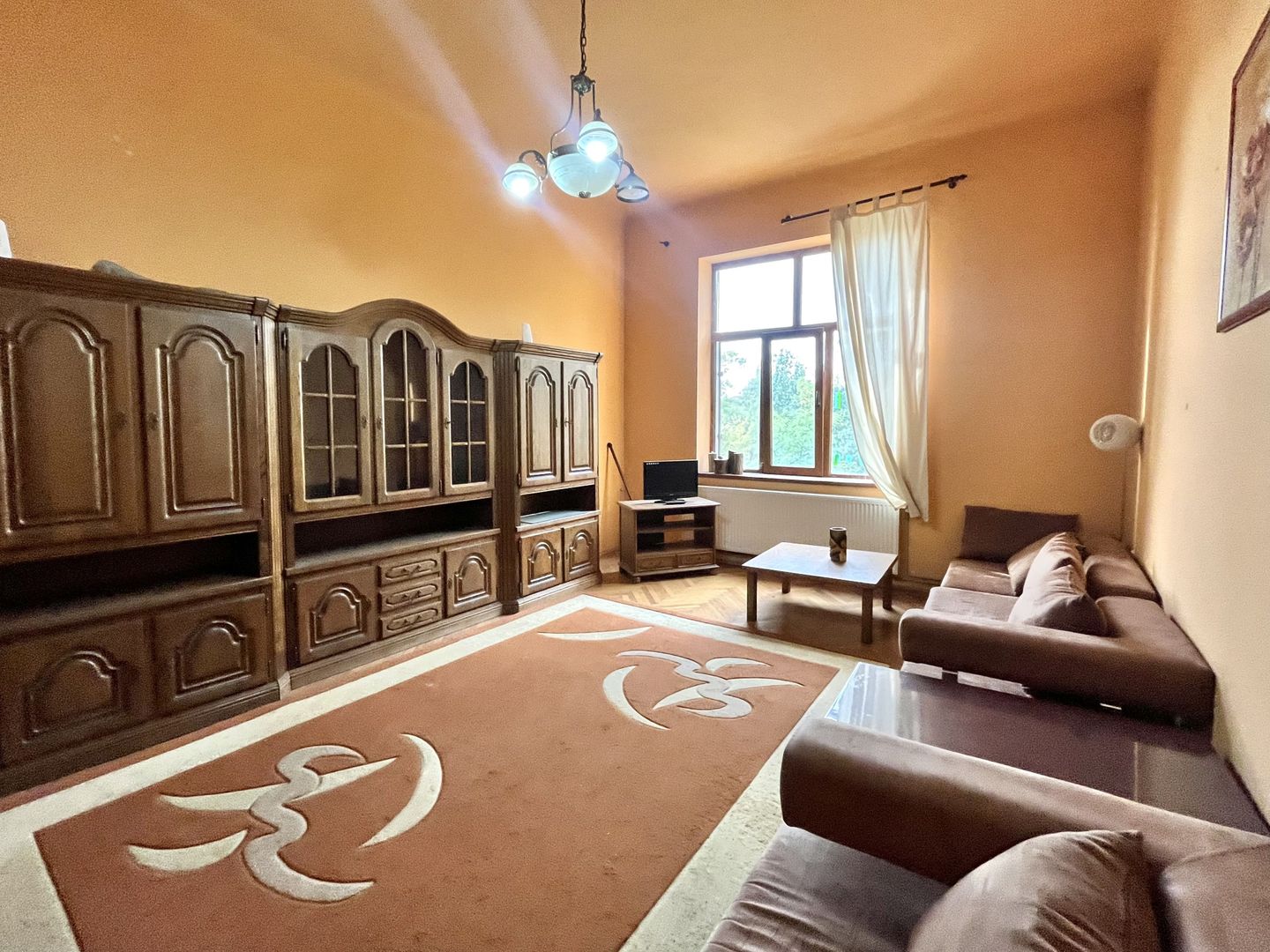 Apartament 2 camere, 80 mp, vedere la Bega, zona Central– Băile Neptun - Poză 1