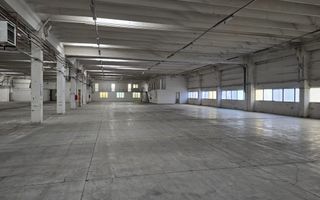 Hala 2750mp Utili Zona Centrala, 2800mp Teren - Poză 1