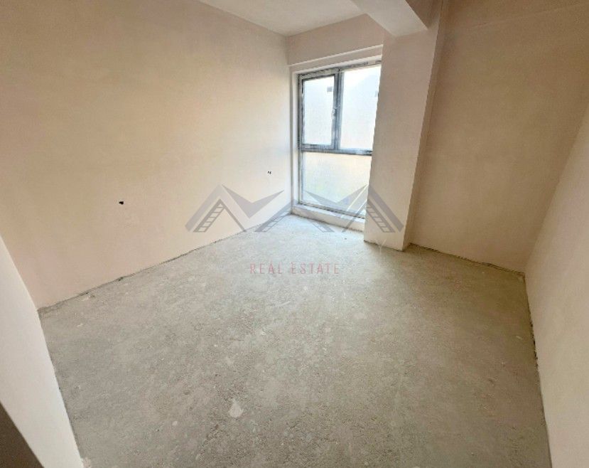 Apartament 3 camere Otopeni central | bloc cu lift, parcare - Poză 4