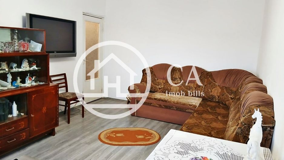 Apartament cu 3 camere - Zona Rogerius - Poză 1