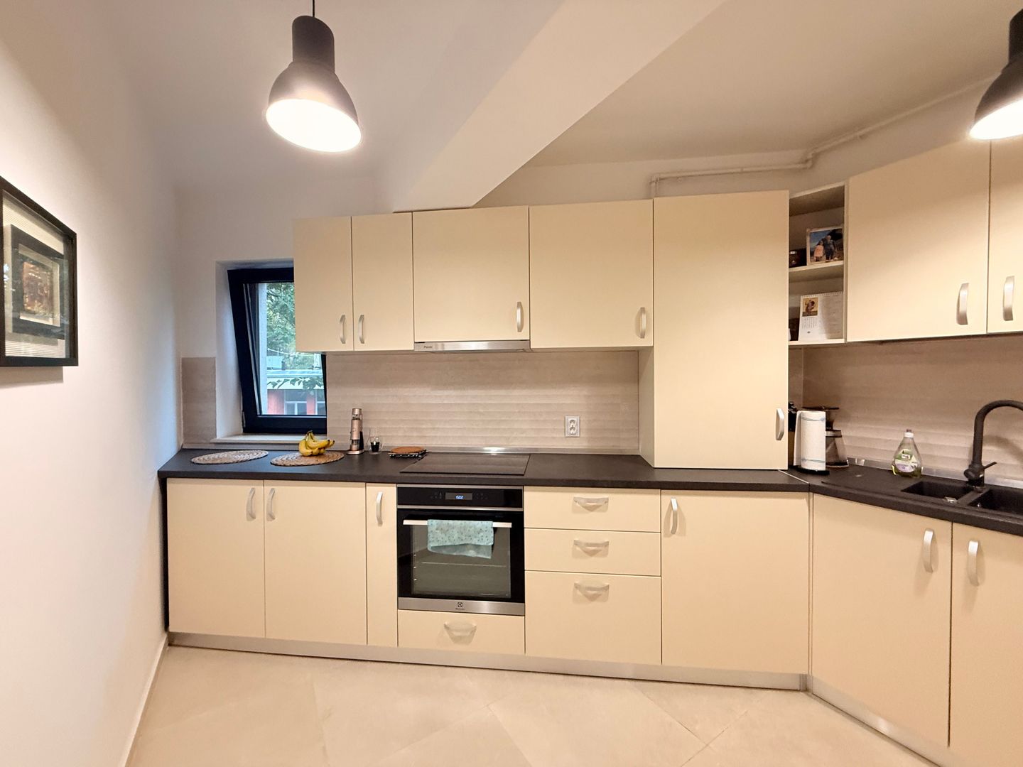 3 camere 2022 Piata Victoriei 127 mp utilat mobilat - Poză 24