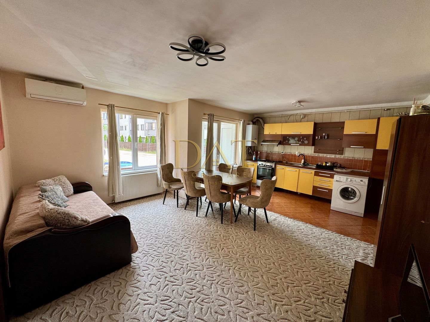 Oportunitate! Apartament 3 camere | parcare inclusa | zona Terra - Poză 2