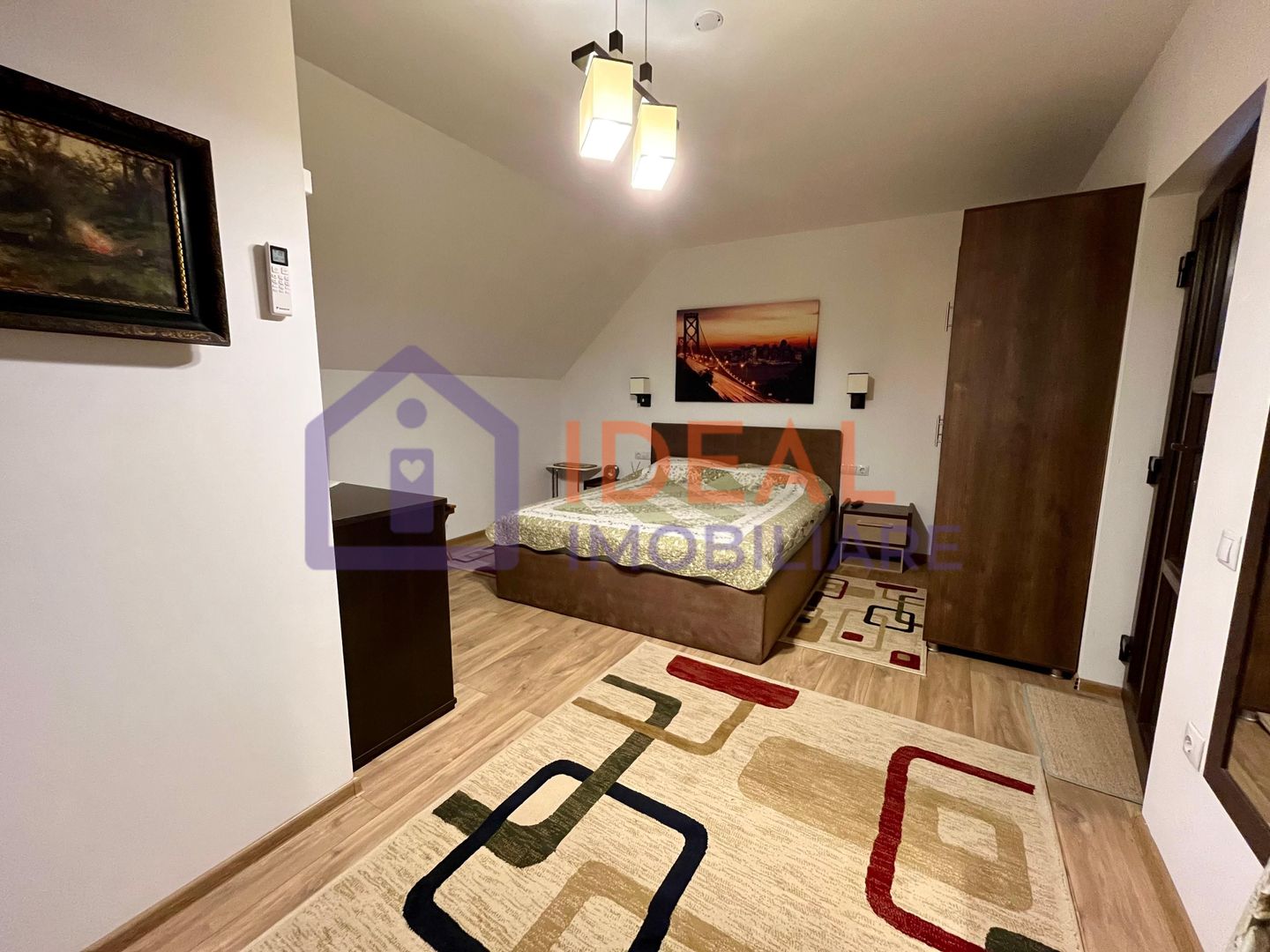 Casă individuală cu 5 camere și curte proprie - în Cisnădioara - Poză 8