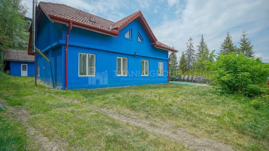 Vila in Poiana Brasov cu teren generos 1600mp, 2 corpuri, comision 0 - Poză 29
