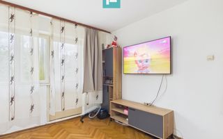 Apartament 3 camere Etaj 3 Zona Aurel Vlaicu - Poză 3