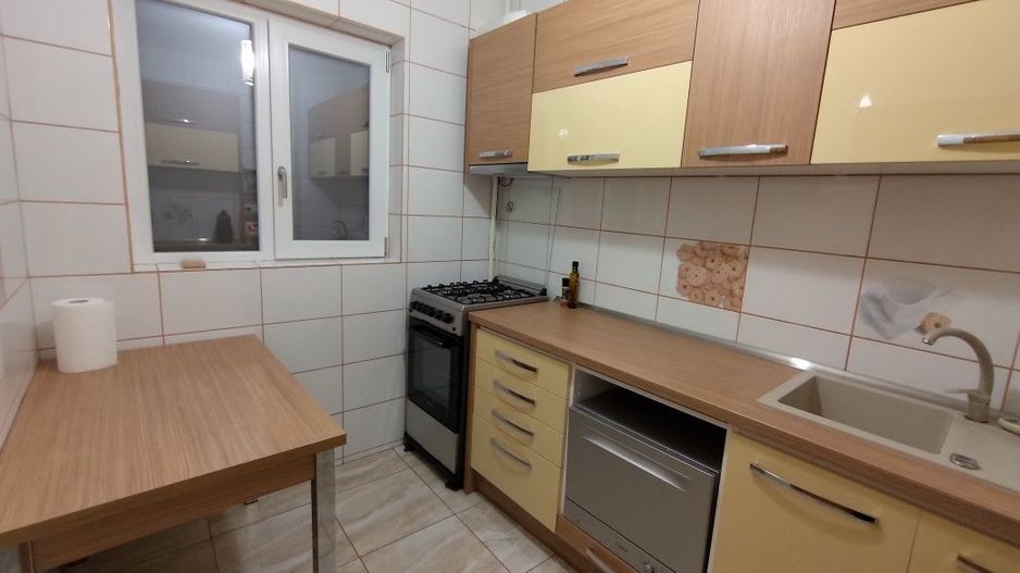 Spre chirie apartament 3 camere - zona Berceni - Poză 3
