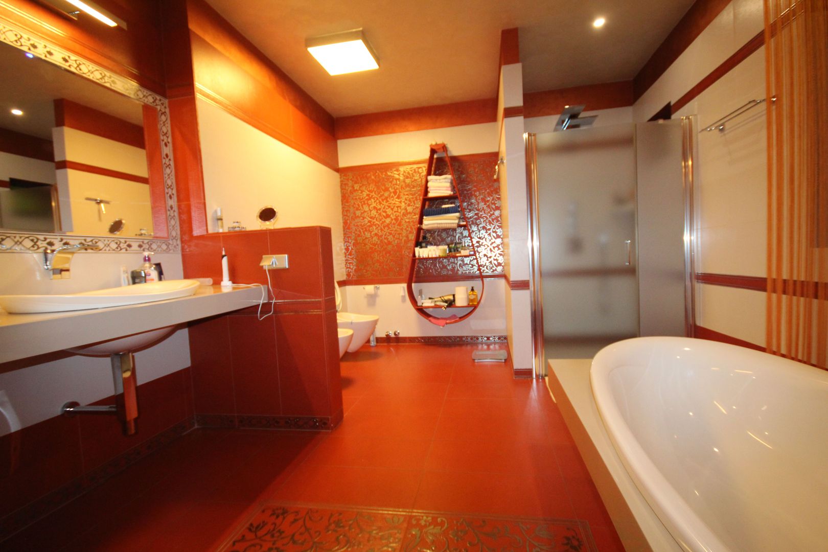 Lux la 5 minute de Iulius Twon - Poză 7