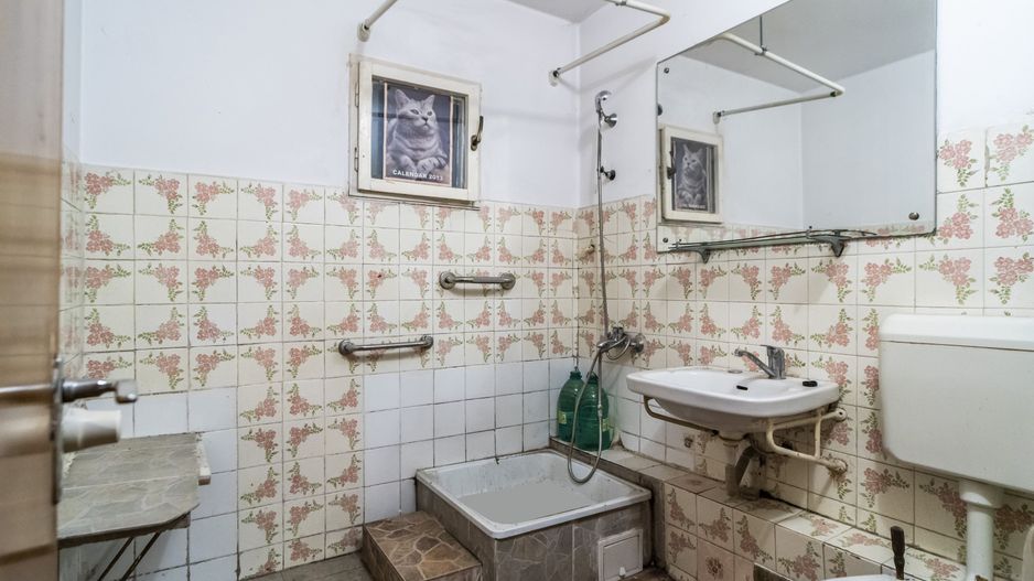 Drumul Taberei 3 camere, 4/10, bloc stradal, c-tie 1980, bucatarie mare, 2 bai - Poză 12