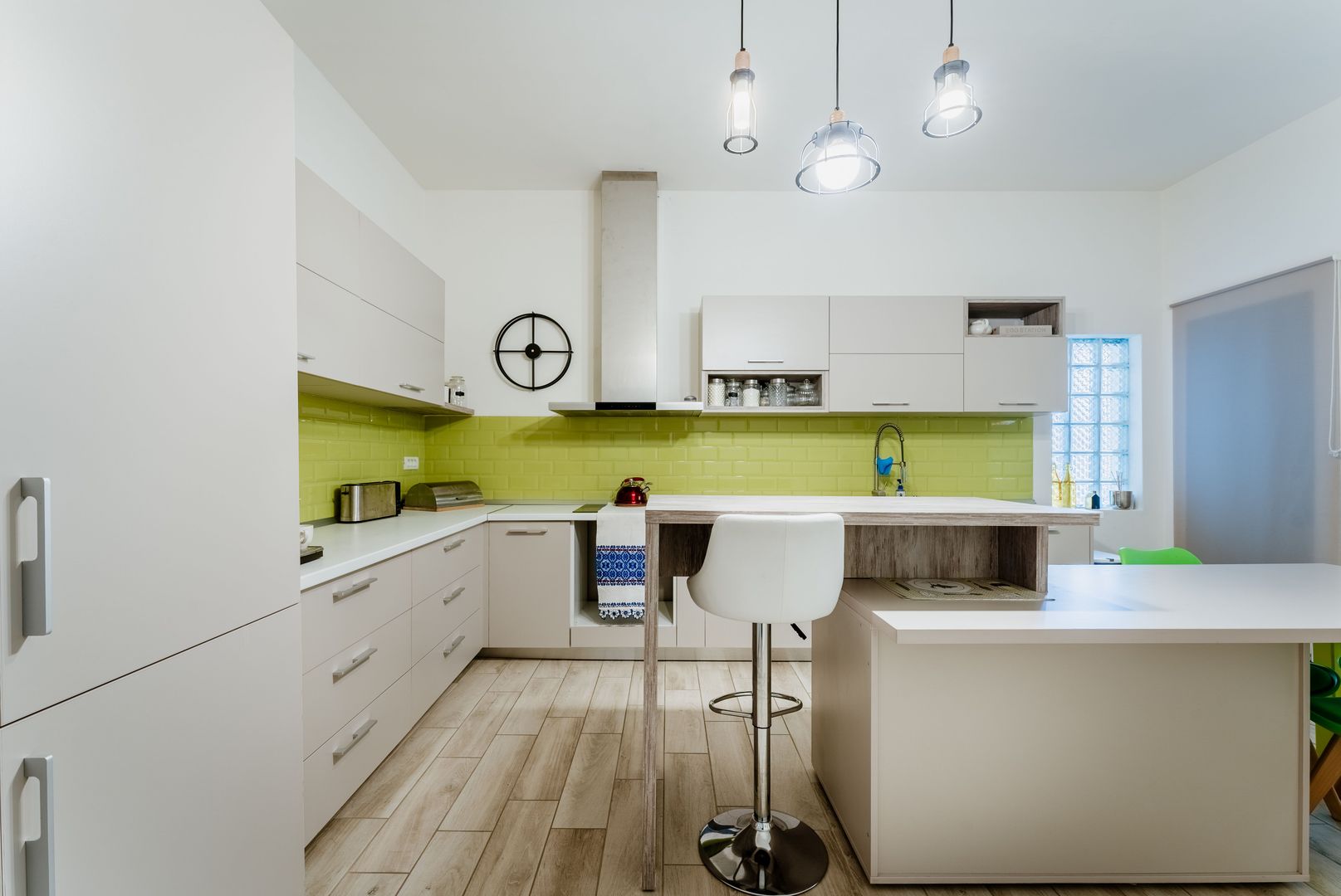 Apartament ultracentral modern la cheie - Poză 4