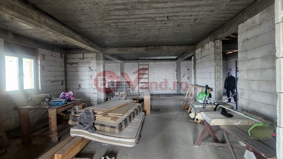 Casa la rosu Bariera Traian, teren 896 mp, COMISION 0% - Poză 13