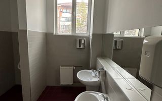 Spatiu de birouri la artera - Poză 8