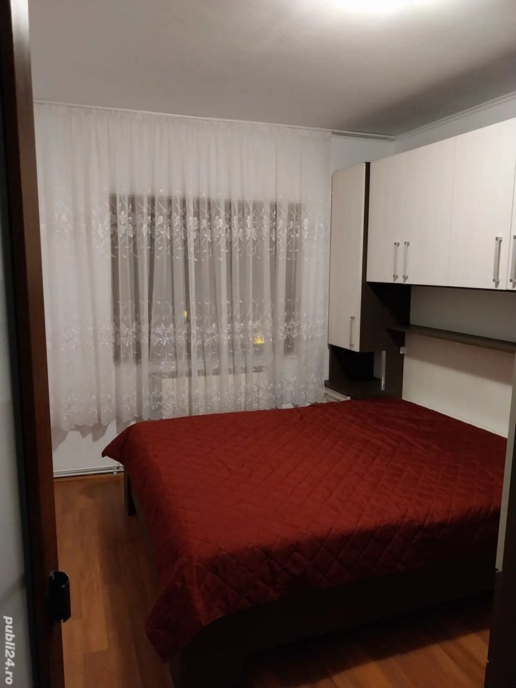 apartament 4 camere - Poză 2