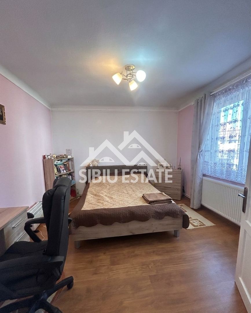 Vila cu Deschidere de 21m – Calea Poplăcii (Langa Parc) 950mp teren - Poză 10