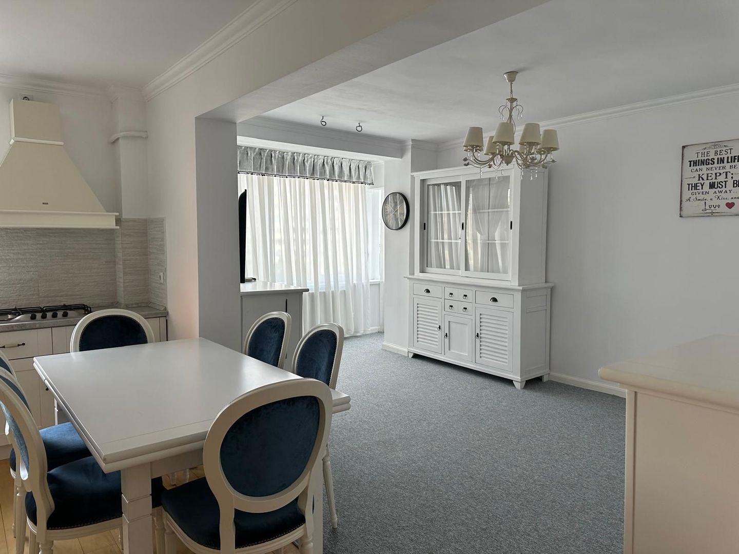 Apartament spațios cu 3 camere de închiriat – Bulevardul Dacia, Oradea - Poză 3