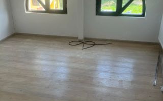 Casa de vânzare în Voinești, construcție din cărămidă termoizolantă - Poză 7