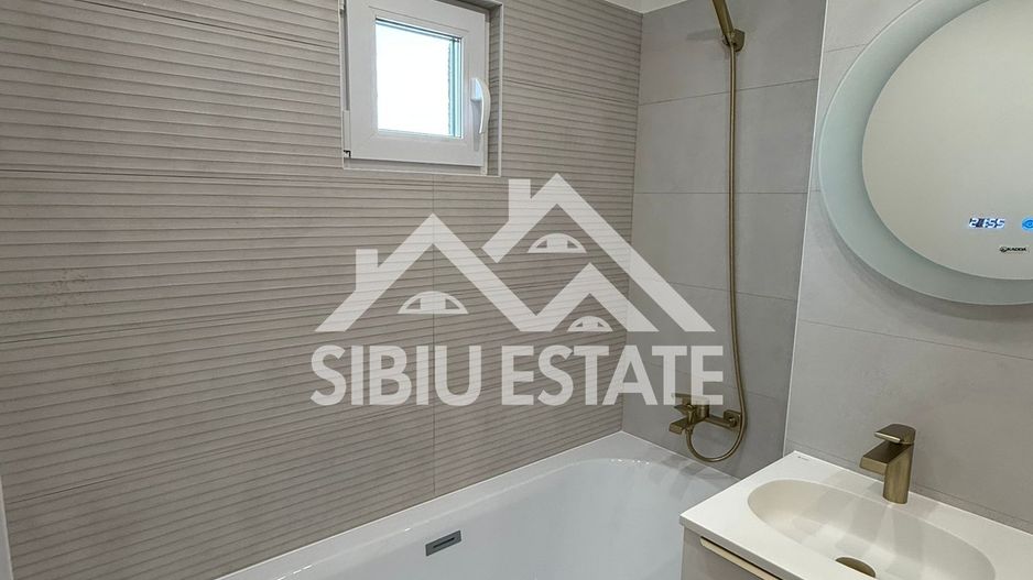 Locație excelentă! Apartament 3 camere renovat, etaj 1, Sibiu - Poză 18