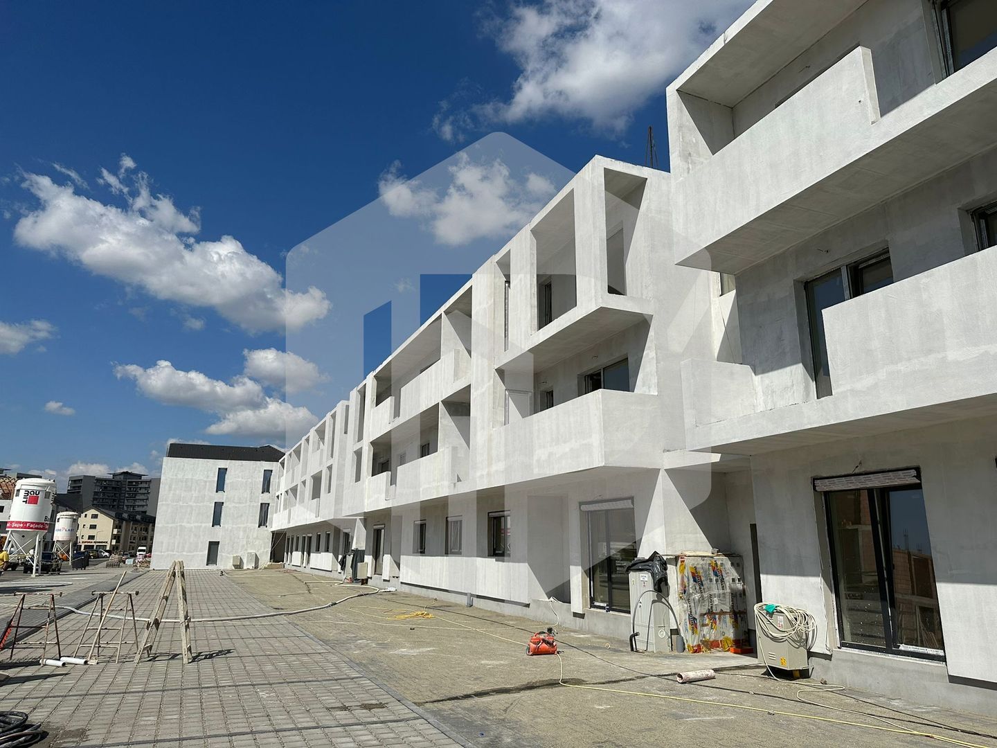 Apartament 2 Camere + Gradina proprie- Dedeman | Decomandat-Finalizat - Poză 2