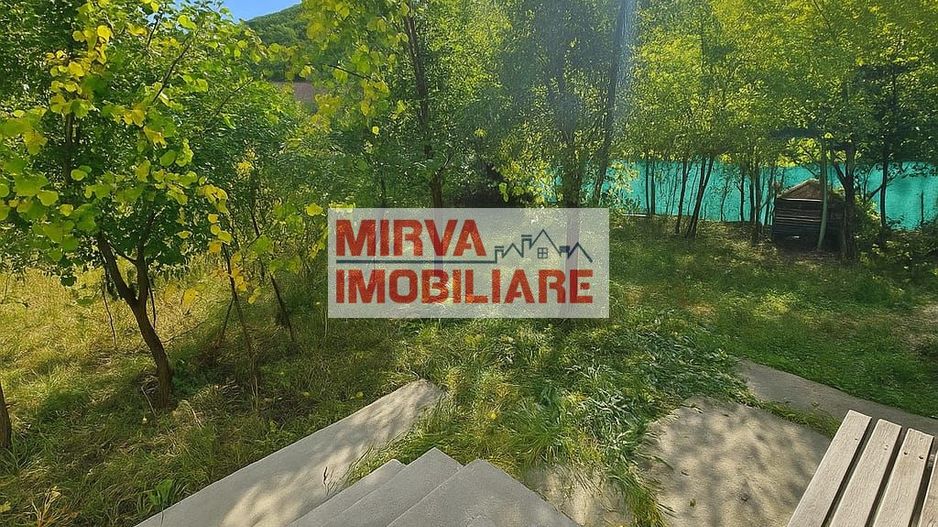 🏡 Casă tradițională într-un peisaj de vis – Vâlcănești - Poză 16