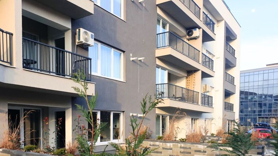 Garsonieră spațioasă luminoasă și plină de potențial în inima Piperei - Poză 2