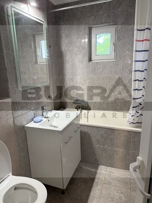 Apartament de 4 camere, 75 mp, decomandat, zona Golden Tulip - Poză 6