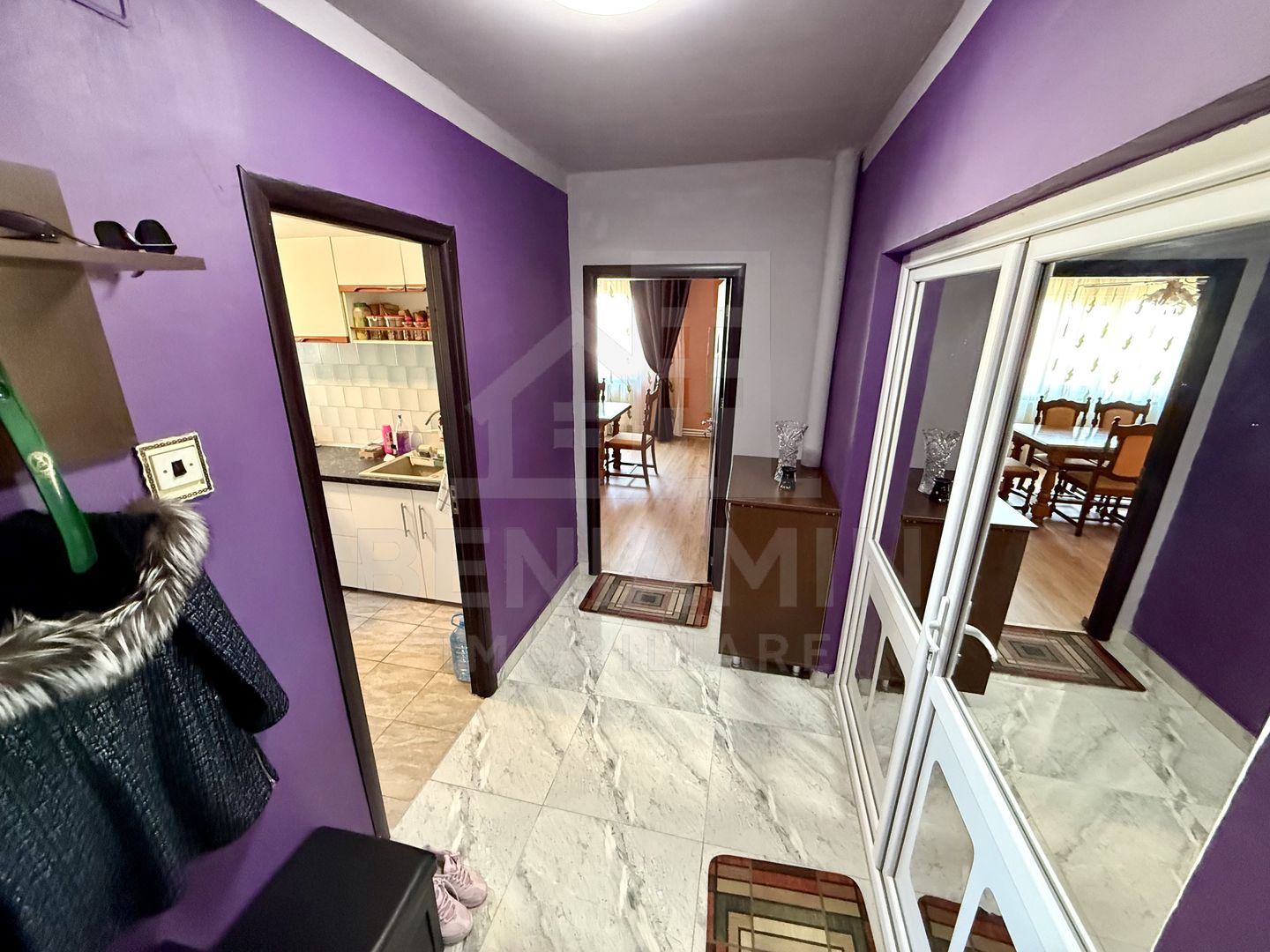 4 camere decomandat 99mp centrala mobilat Craiovita Promenada - Poză 10