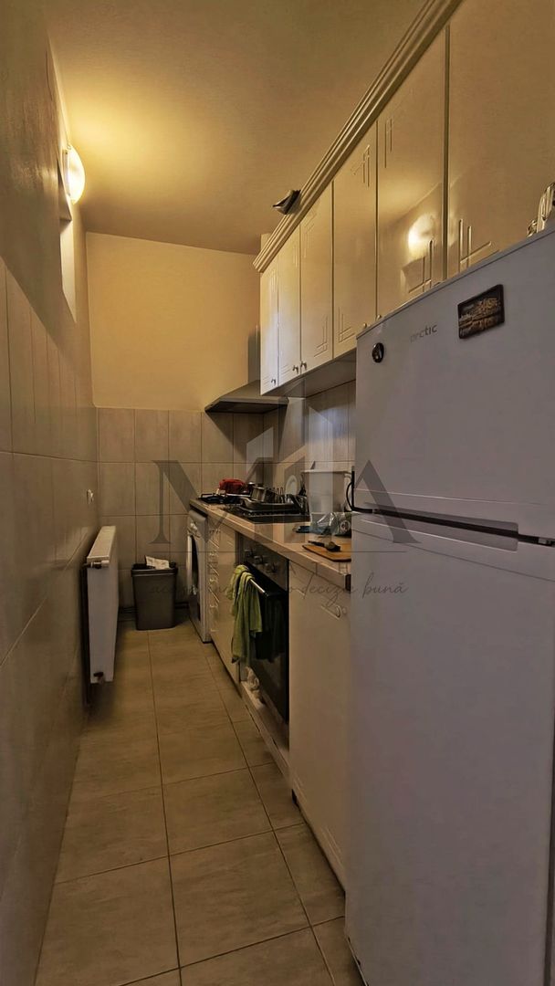 Casa de inchiriat cu 3 camere la curte comuna,  zona Centrala, Oradea - Poză 8