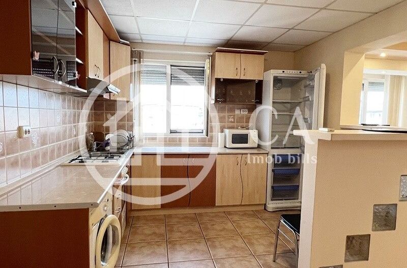 Apartament de închiriat cu 3 camere în zona Rogerius, Oradea - Poză 5