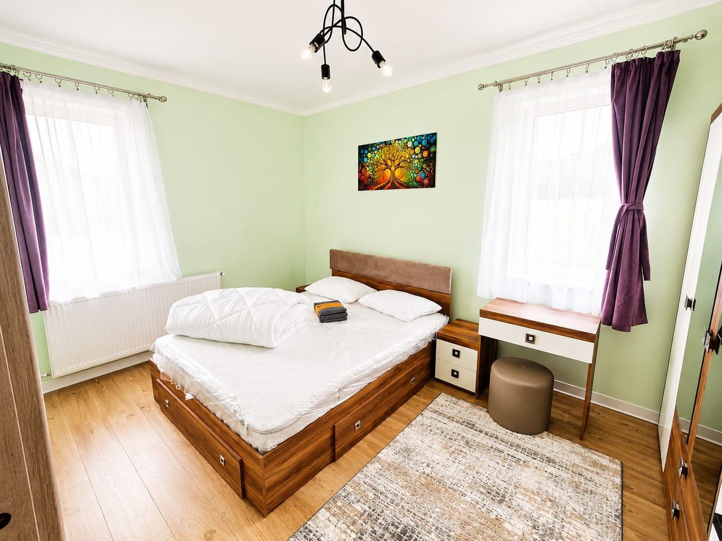 Apartament 2 camere,55mp,1 terasă 100 mp.1 parcare privată - Poză 3
