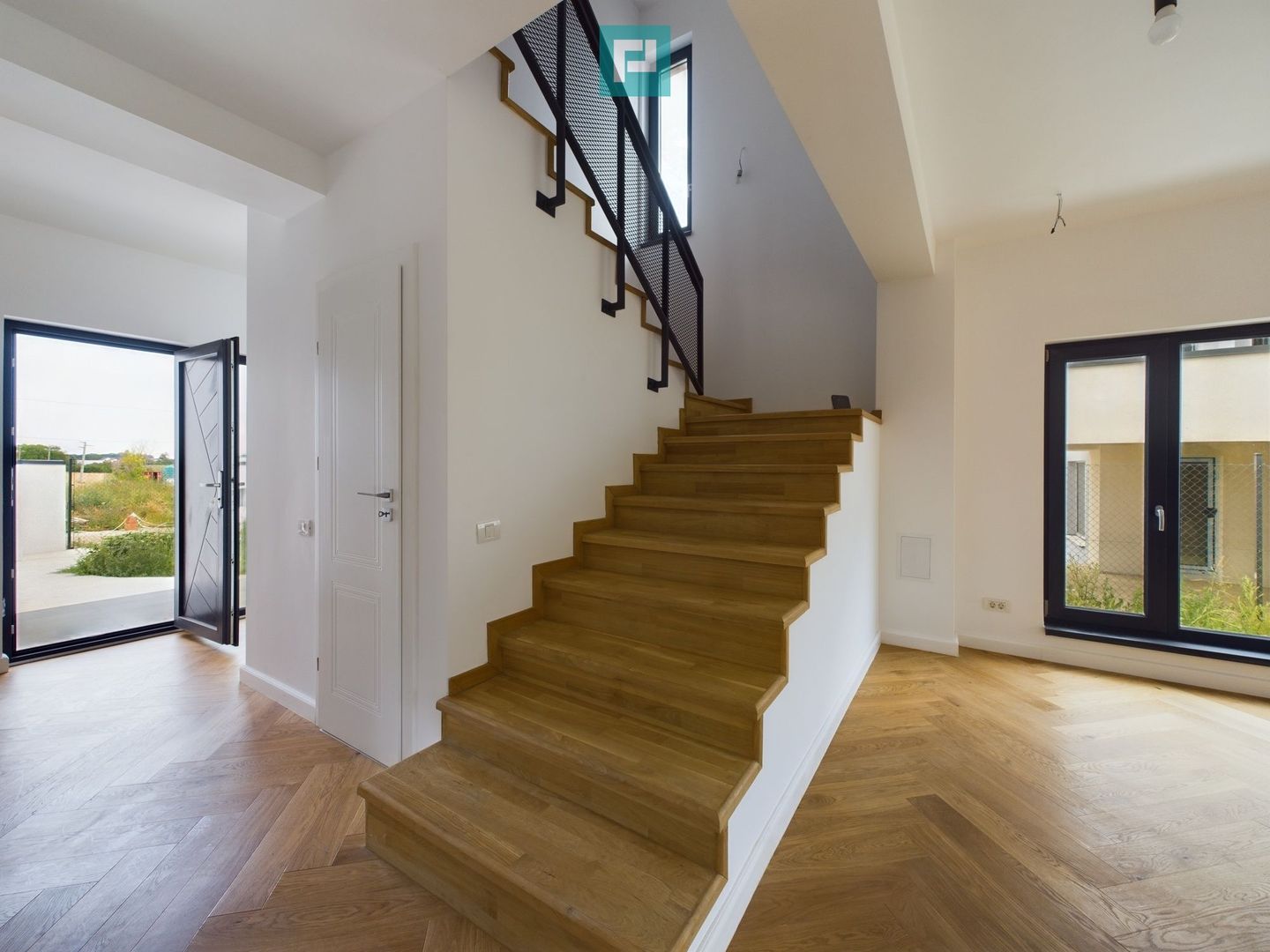 Vilă într-un Complex Rezidențial Nou cu Vedere la Balta Corbeanca - Poză 6