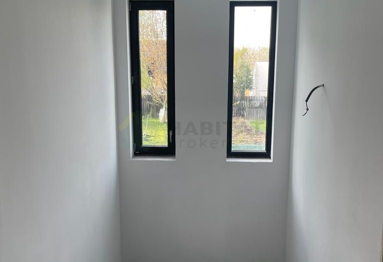 Vilă spațioasă Tunari | Curte mare | Complex închis - Poză 21