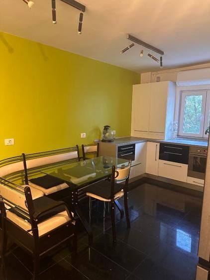 Apartament cu 3 camere, 2 băi, etaj 2, mobilat și utilat - Poză 6