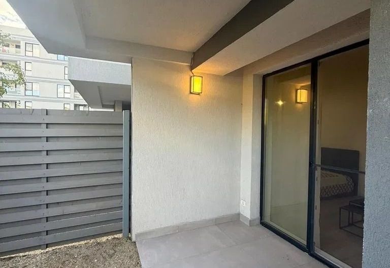 GARSONIERA GHICA APARTMENTS - CURTE PROPRIE 16 MP, PET FRIENDLY - Poză 1