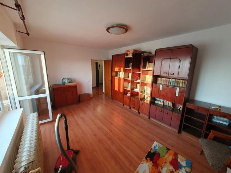 Apartament decomandat 4 camere, 2 bai, 2 balcoane + boxa  Pantelimon - Poză 7