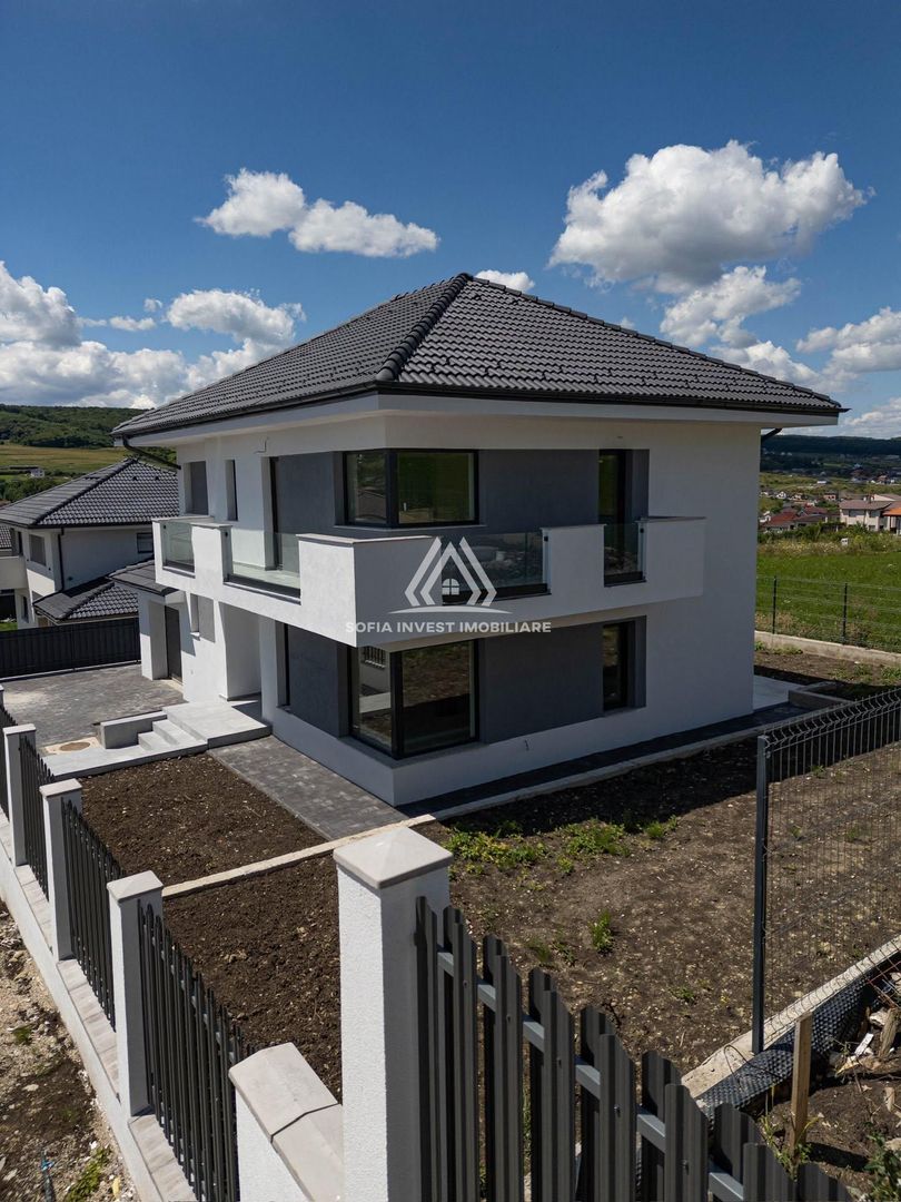 🏡 Casă individuala Semifinisată în Chinteni Liniște Spațiu Priveliste - Poză 2