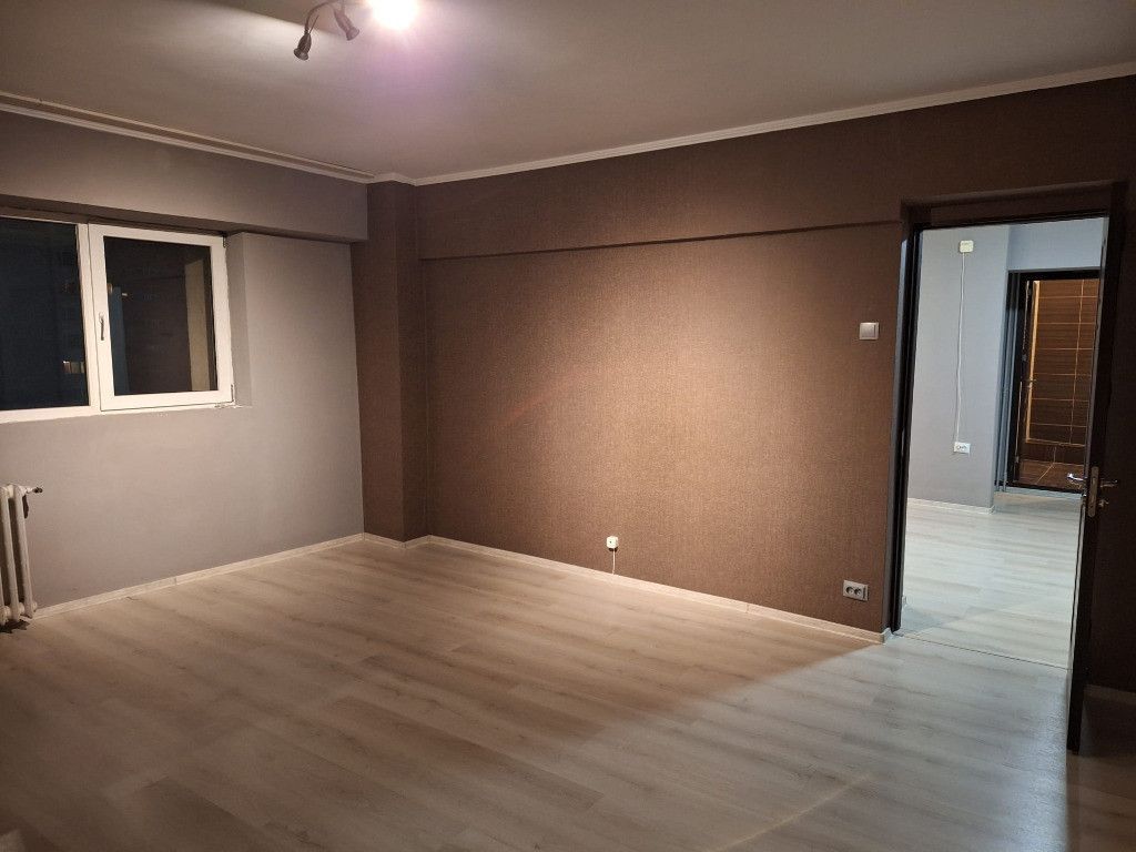 Vanzare 2 Camere Ultracentral, Piața Unirii (64 mp), Ideal Birou/Rezidențial - Poză 1