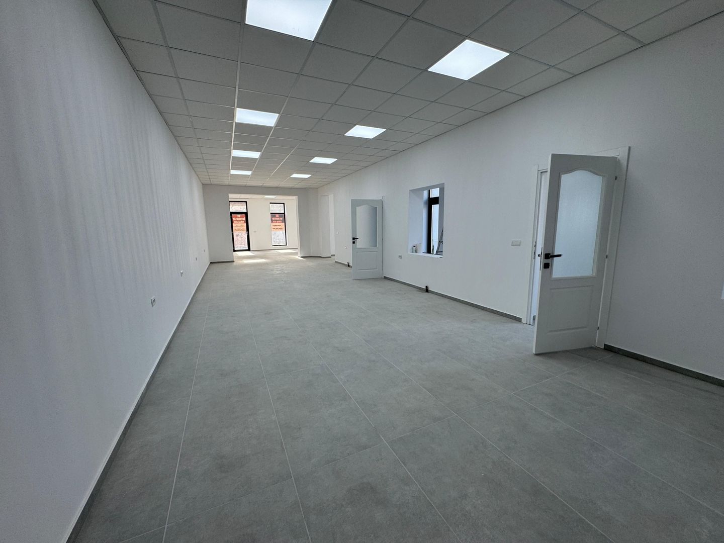 Spatiu comercial sau pentru birouri 150mp utili central, spre piata - Poză 13