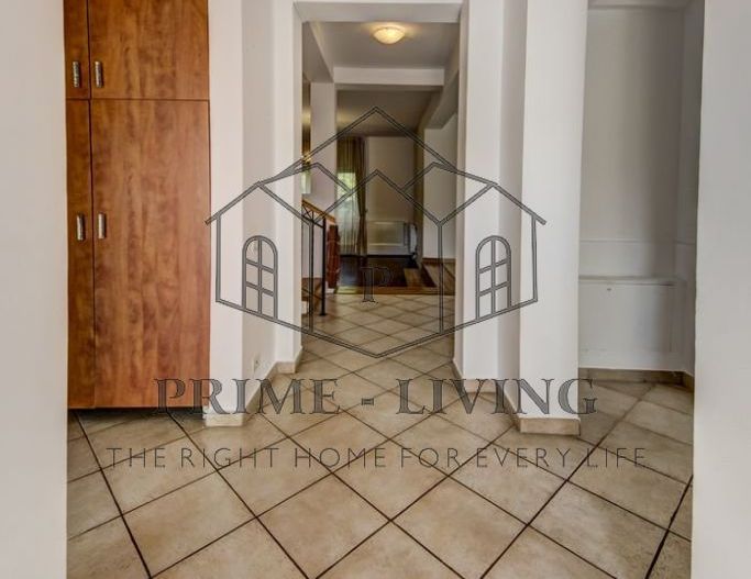 VILA SPATIOASA CU 5 DORMITOARE LA INCHIRIERE IN PIPERA LANGA SCOLI - Poză 11