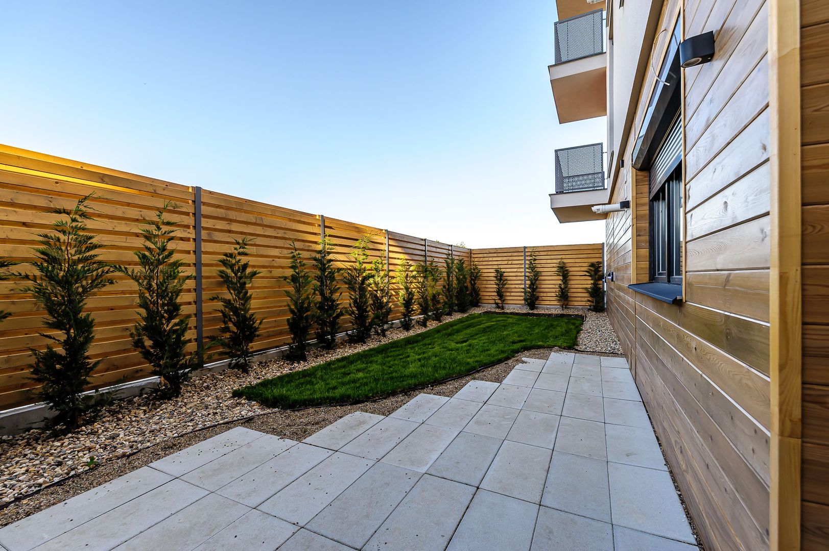 Direct de la DEZVOLTATOR. Apartament cu grădina și garaj - Poză 9