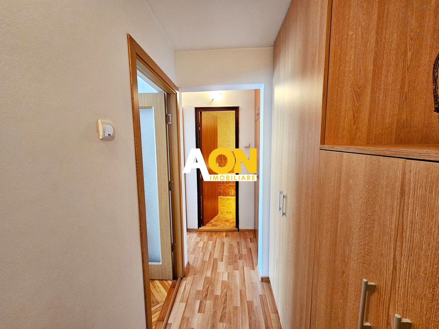 Apartament 3 camere, decomandat, Cetate, zona Kaufland - Poză 6