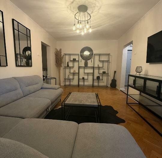 Apartament 2 camere Calea Bogdanestilor - Poză 1