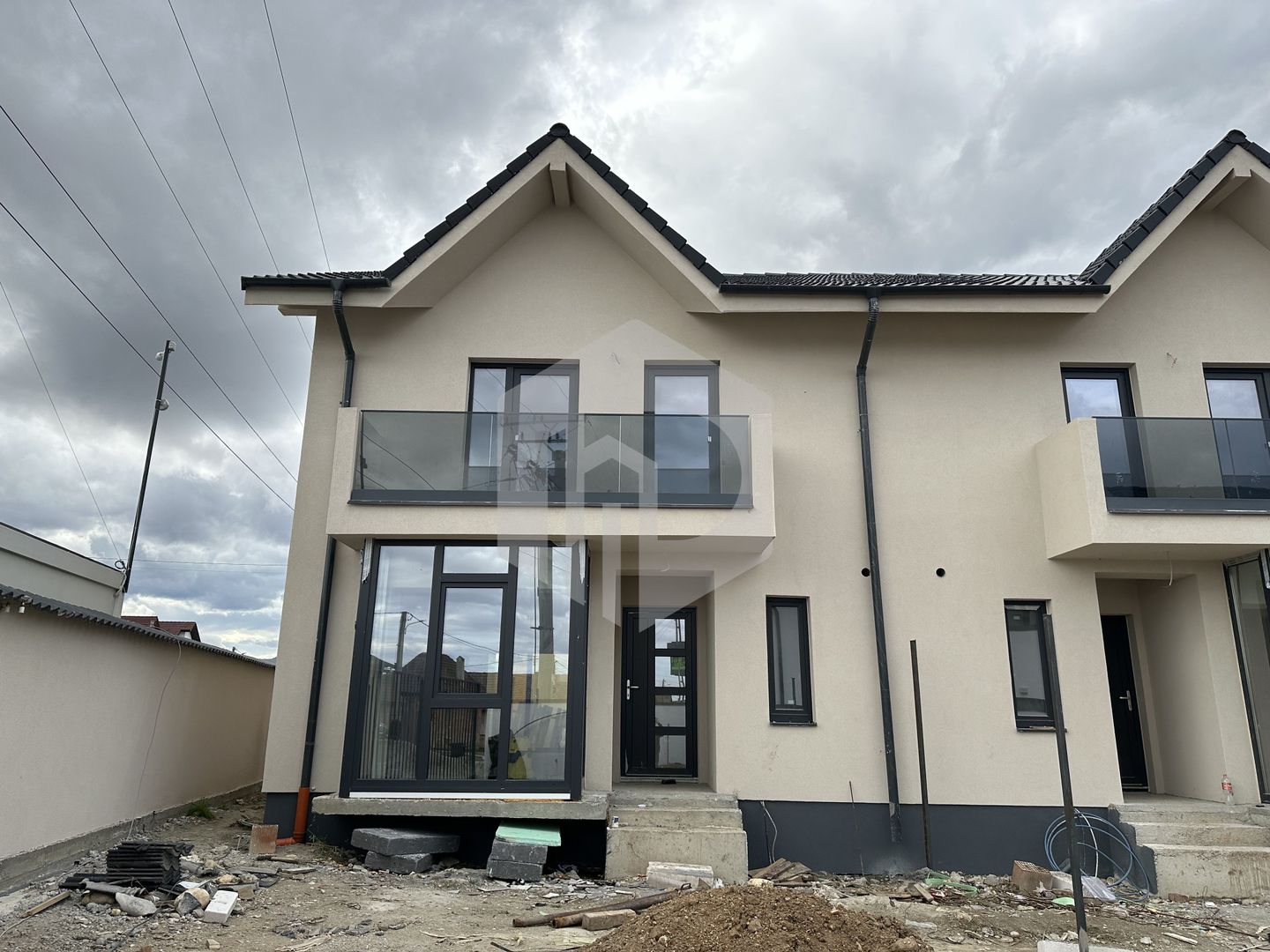 Cristian | Duplex |118mpu+ Mansarda amenajata | La Cheie| 158mp Teren - Poză 2